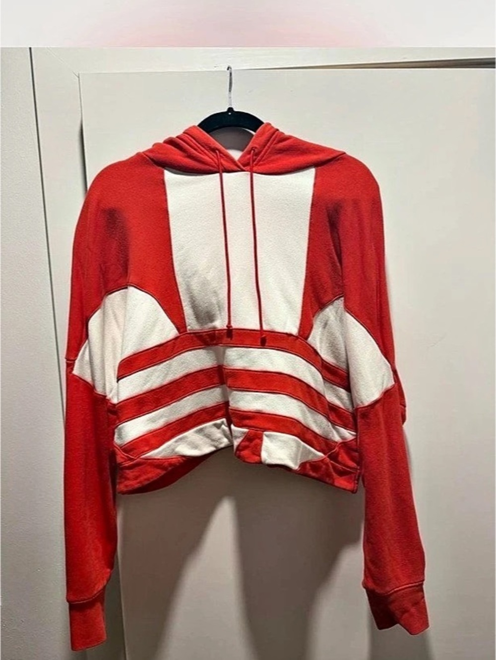 adidas Originals medium Logo Pull Over Hoodie Red & White